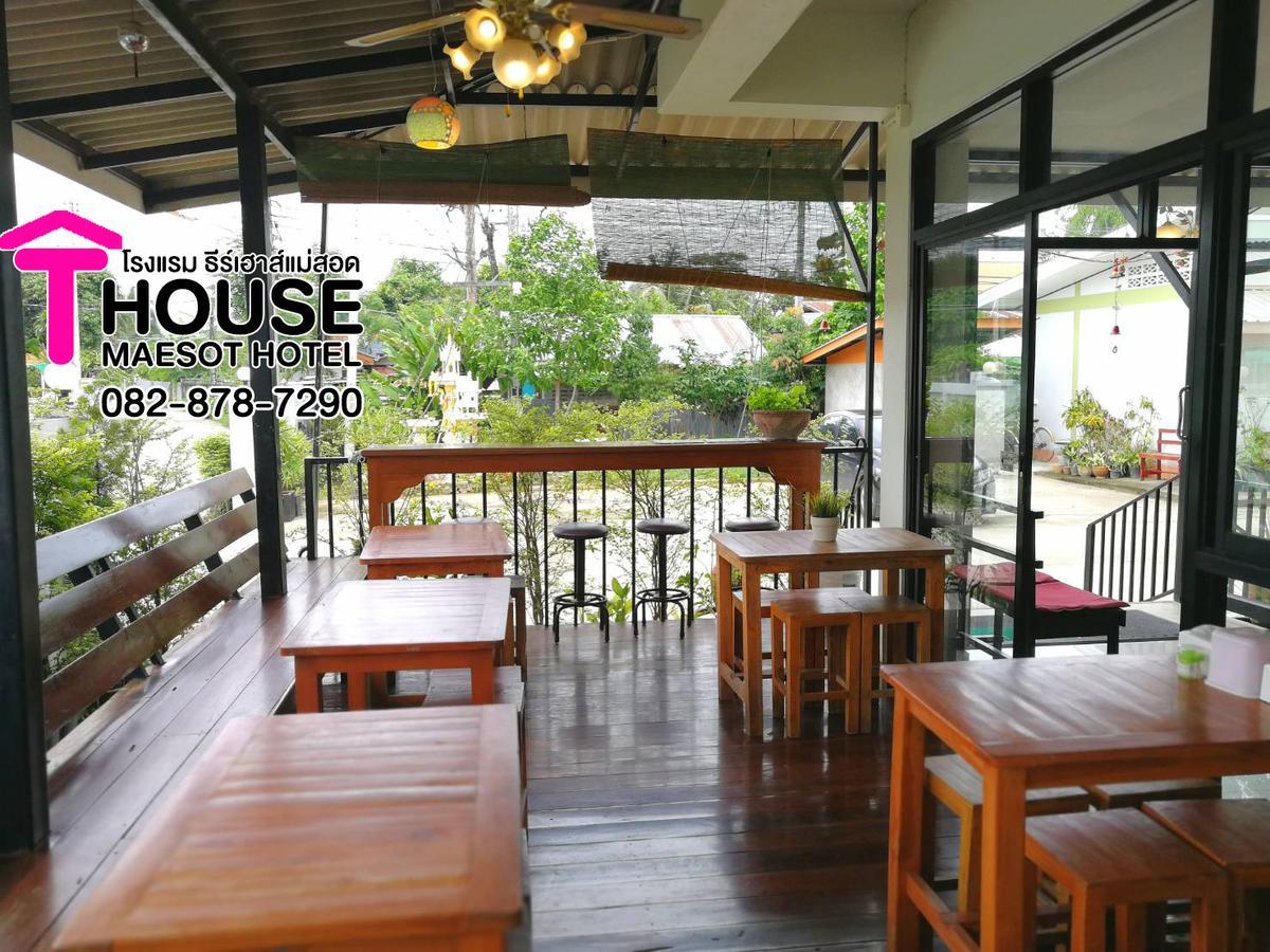 T. House Hotell Mae Sot Exteriör bild