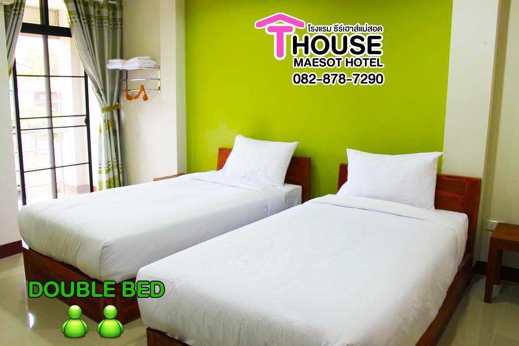 T. House Hotell Mae Sot Exteriör bild